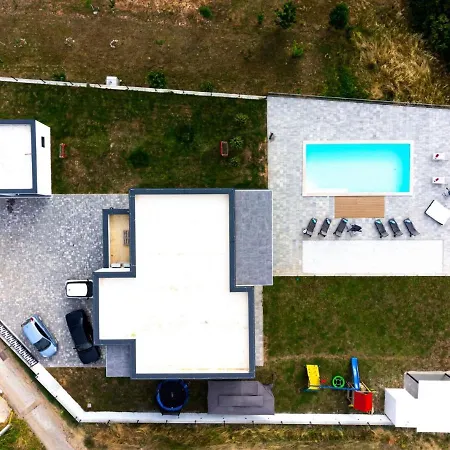 Villa Luxury Rilassante-heated Pool,full Privacy,children Playground