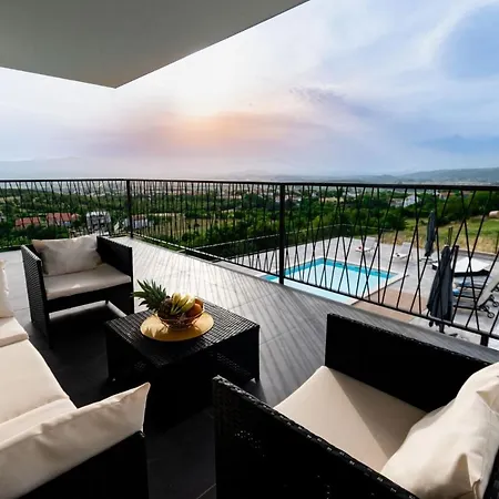 Luxury Rilassante-heated Pool,full Privacy,children Playground Villa Sinj